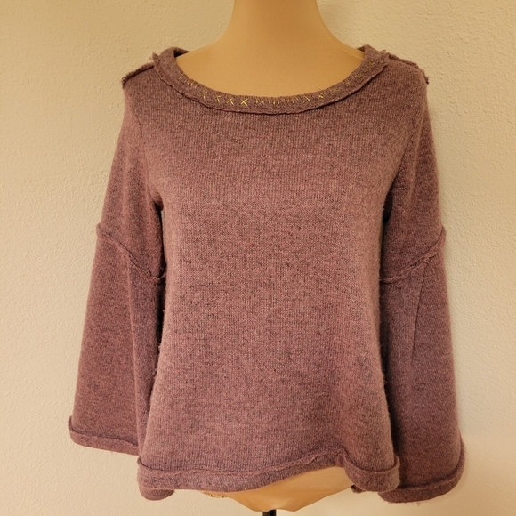 Sundance Mountain Retreat Purple Bell Sleeve Sweater - Picture 1 of 6